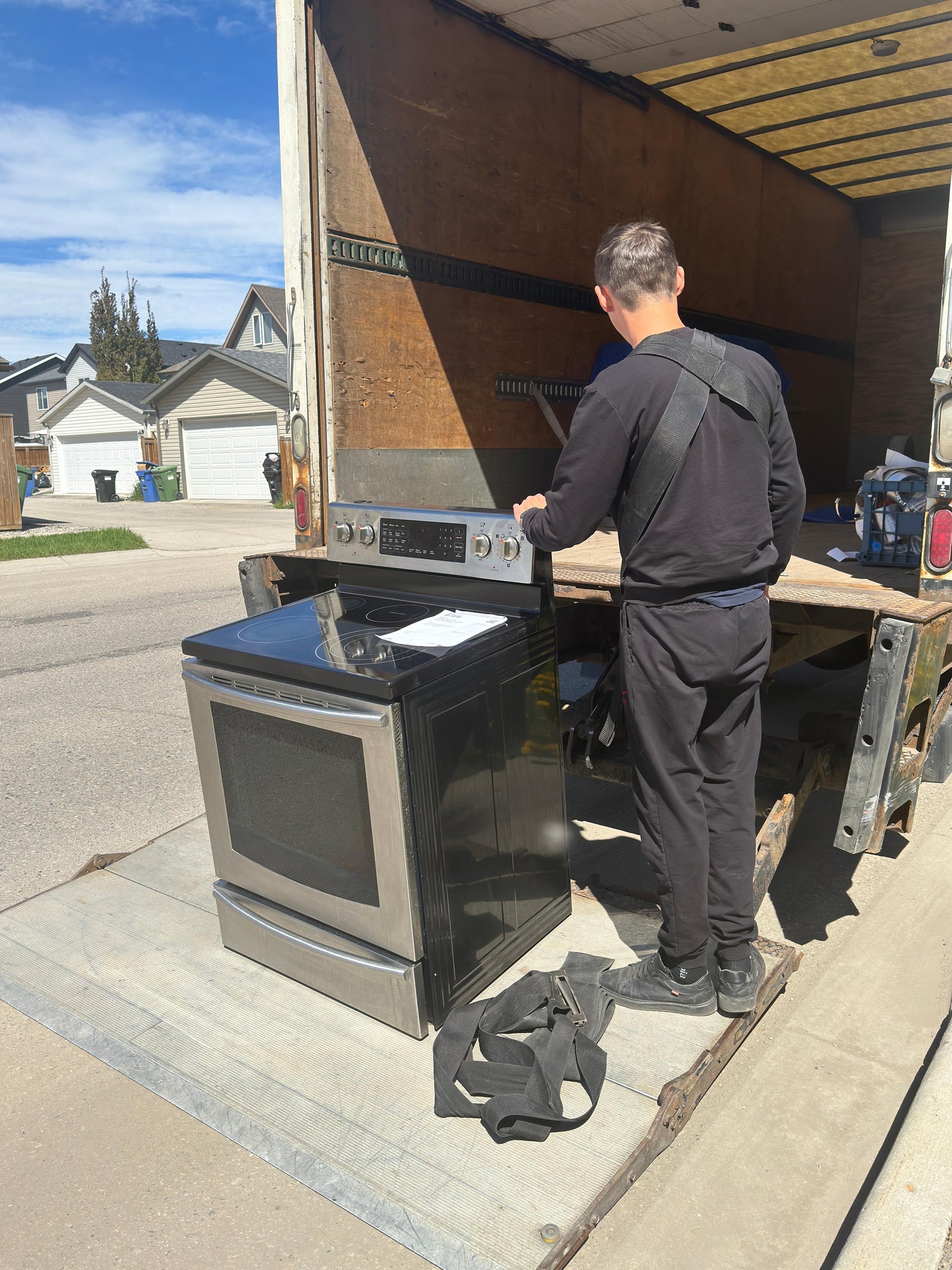 cooktop removal, recycling, and haul-away services in Regina by SMS Appliances