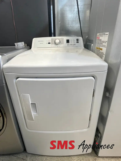 Refurbished – 27’’ Dryer Insignia NS-FDRE67WH8A-C