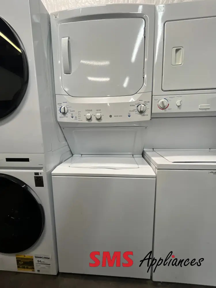 Refurbished – 27’’ Laundry Set GE GUAP270EM3WW