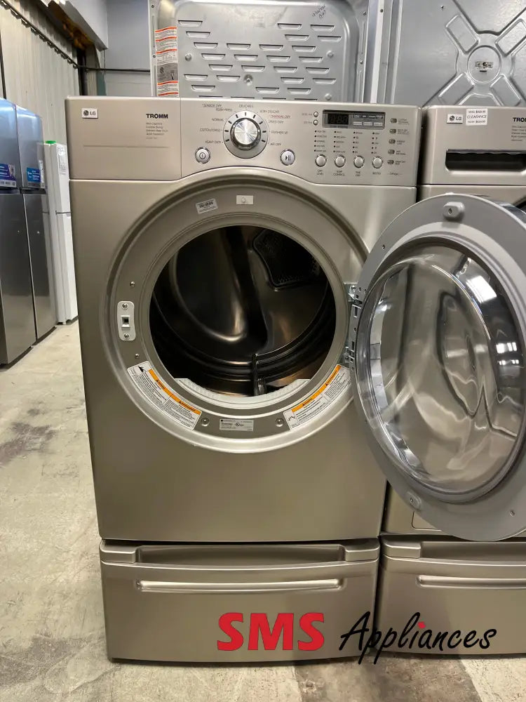 Refurbished – 27’’ Laundry Set LG WM2677HSM / DLE5977SM