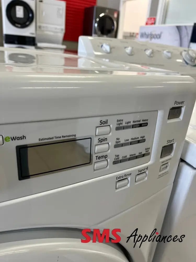 Refurbished – 27’’ Washer GE GFWN110D0WW