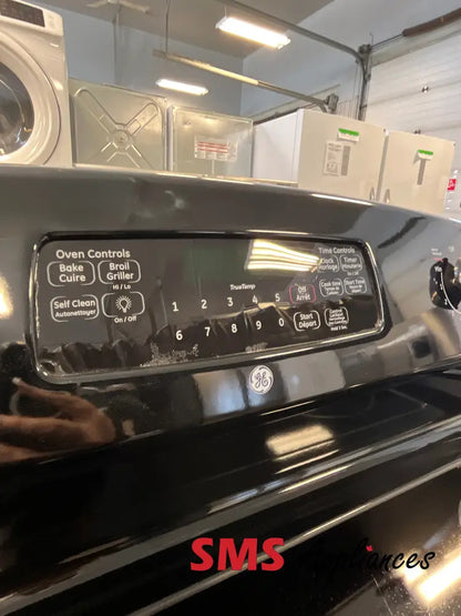 Refurbished – 30’’ Stove GE JCBP660DT1BB