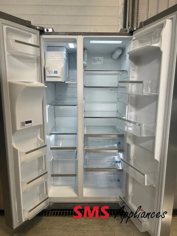 Refurbished – 36’’ Fridge Frigidaire GRSS2652AF