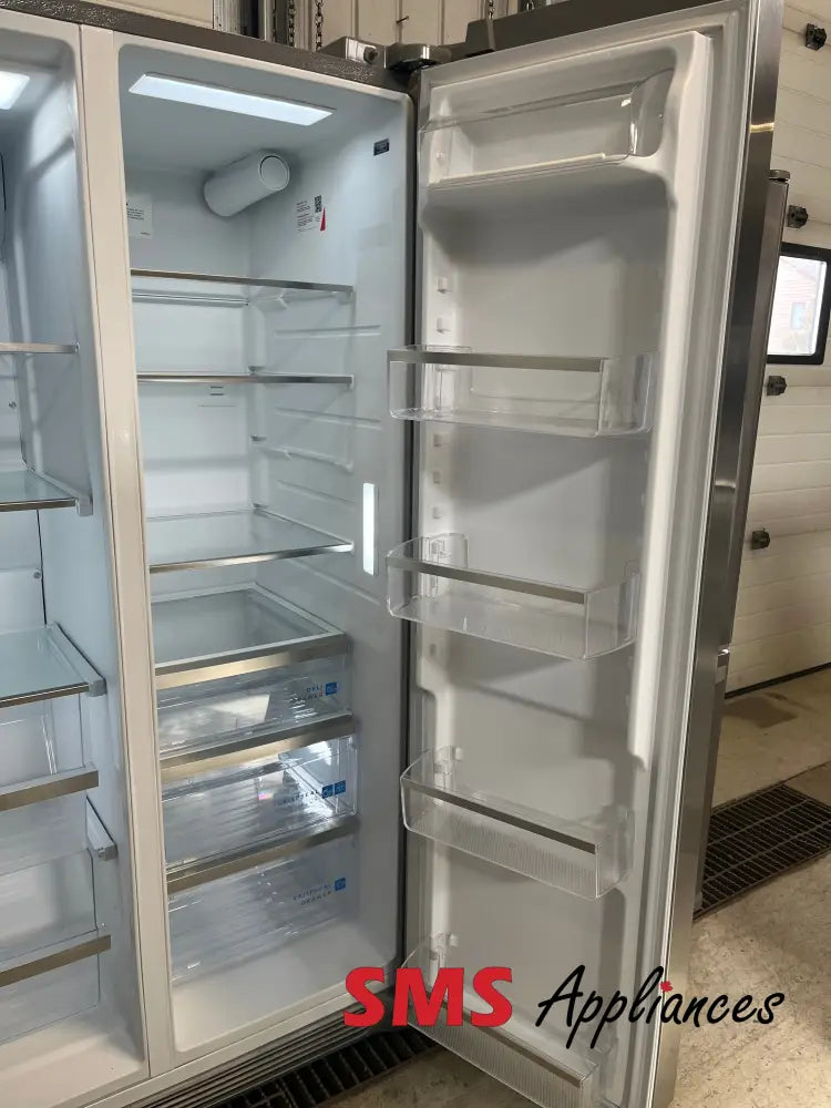Refurbished – 36’’ Fridge Frigidaire GRSS2652AF
