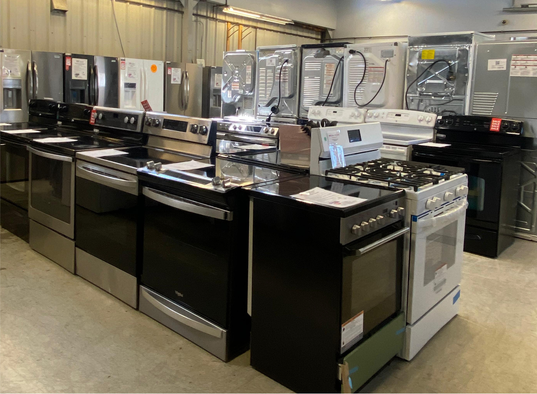Refurbished appliances at SMS Appliances Medicine Hat, featuring certified used fridges, washers, dryers, and stoves with warranty, delivery, and installation services.